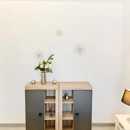 Evianne Apartment In Nord10- Free Pool & Parking Năvodari