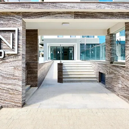 Evianne Apartment In Nord10- Free Pool & Parking Apartmán *