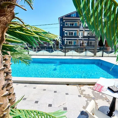 Evianne Apartment In Nord10- Free Pool & Parking